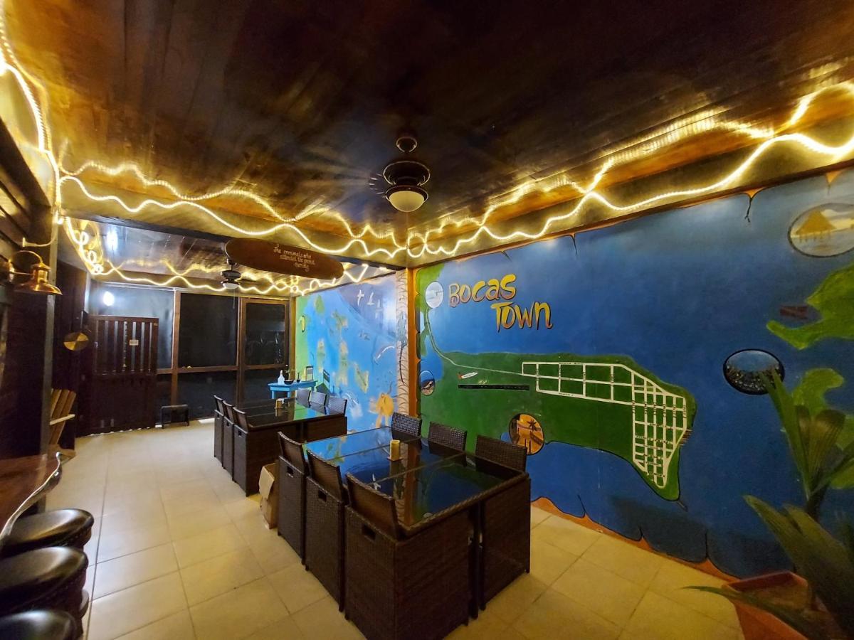 Casa Oceana Bed & Breakfast Bocas del Toro Exterior photo