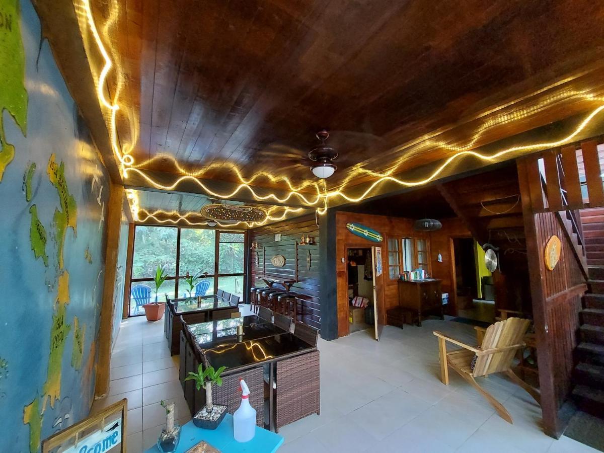 Casa Oceana Bed & Breakfast Bocas del Toro Exterior photo